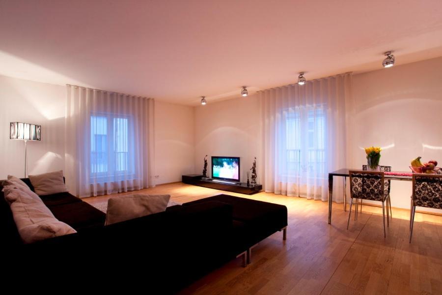 Tatari Apartment Tallinn Bagian luar foto